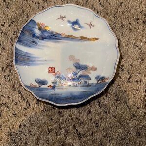 Antique 19th C. Japanese Porcelain Imari  Scalloped Bowl/Dish 6" Signed